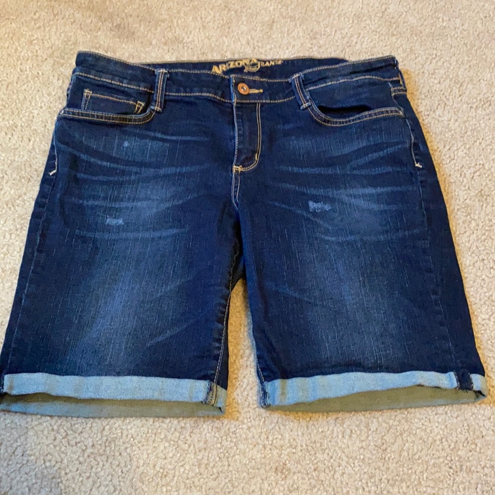 Arizona Jean Bermuda Shorts
